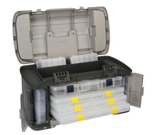 Troy Jansen and Dan Kent, who along with skipper Dean Candy took turns on 24kg stand-up gear to land this 153.5kg SBT over the 4.5 hour fight.